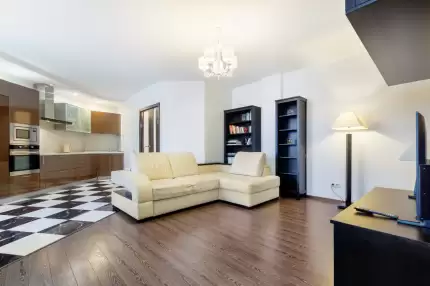Королева 23, 60м2