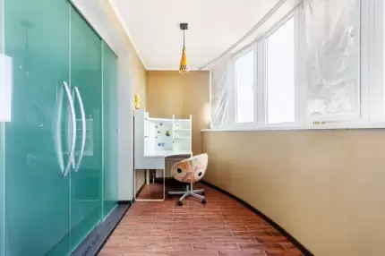 Королева 23, 60м2