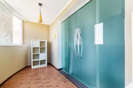 Королева 23, 60м2